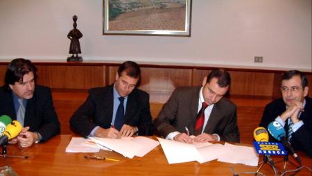 La Diputación firma un convenio con la Asociación de la Prensa de Aragón...