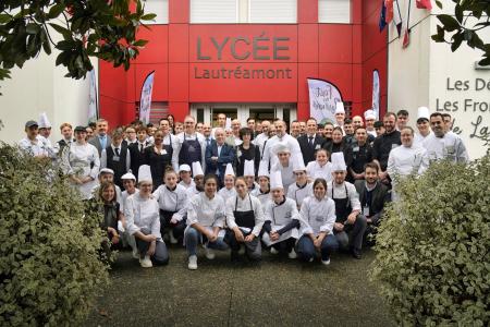 Imagen: Foto de familia en el III Congreso Gastronómico ‘Hecho en los Pirineos’- Photo Presse Lautre?amont alle?ge?e