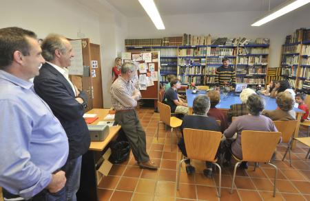 Imagen: Jóvenes del medio rural altoaragonés se convierten en locutores de radio...