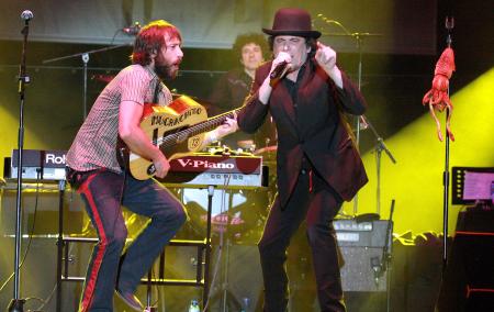 Imagen: Histórica noche con Calamaro y Depedro en Pirineos Sur y llega el turno...