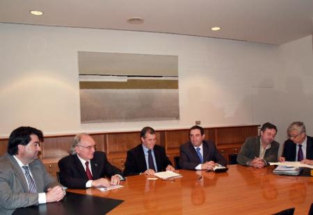 Diputación, Gobierno de Aragón y CHE se unen para mejorar el Sistema de...