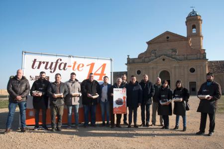 Entrega de un total de 7,6 kilos de trufa negra para la celebración de...