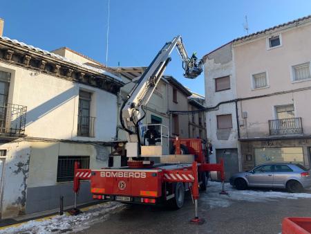 Actuación del SPEIS en Sariñena en la mañana de este martes