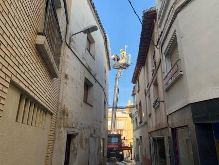 Actuación del SPEIS en Sariñena en la mañana de este martes