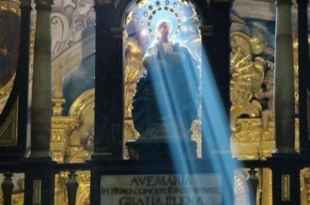 Asoleamiento de la Inmaculada. Catedral de Huesca, 2019. Foto Ramón Día