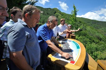 Imagen: El Pirineo aragonés cuenta con un nuevo 'Sendero para todos' en su...