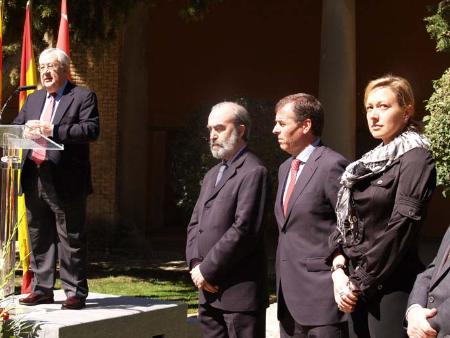 Imagen: El Presidente de la Diputación de Huesca asiste a la celebración del Día...