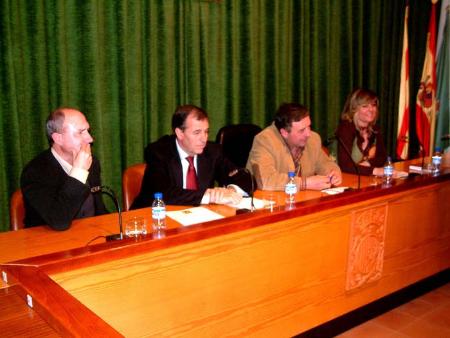 Antonio Cosculluela preside la presentación del Plan de Acción Local de...