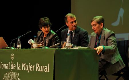 Antonio Cosculluela: `No se concibe el desarrollo del medio rural sin la...