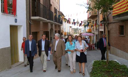 Antonio Cosculluela inaugura la reurbanización de la calle Mayor de...