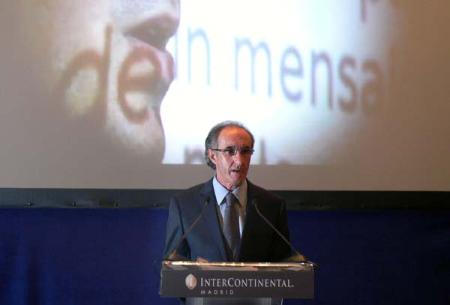 Luis Gutiérrez recoge en Madrid el reconocimiento otorgado a la...