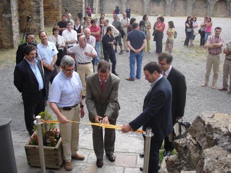 Imagen: Antonio Cosculluela preside la inauguración de las instalaciones del...