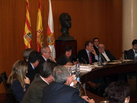 La Diputación aprueba sus presupuestos para 2012 sin ningún voto en contra