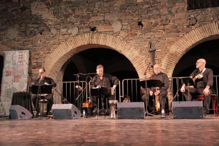 Estreno de danzas únicas ante el desafío de los manuscritos medievales