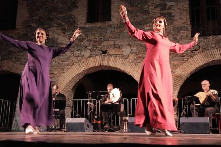 Estreno de danzas únicas ante el desafío de los manuscritos medievales