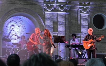 La lluvia adelantó el final del concierto de clausura del SoNna Huesca 2023