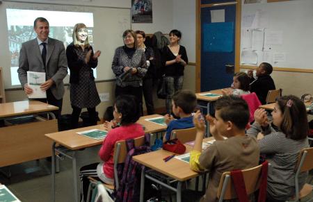 Los escolares de Barbastro preparan una mochila sostenible para ir a...