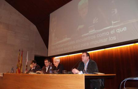 Imagen: Mª Antonia Borderías clausura la jornada de CADIS sobre la accesibilidad...