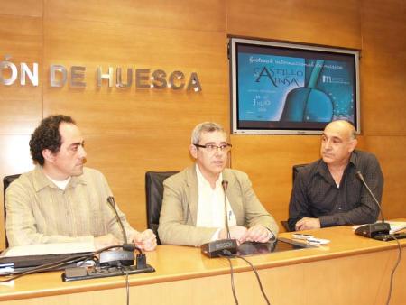 Musica folk y teatro de calle, platos fuertes del Festival Castillo de...