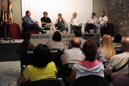 Imagen: Antonio Cosculluela participa en el XII Encuentro de Periodismo de...