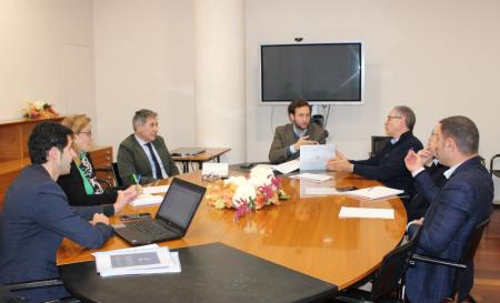 Imagen: Reunión de DPH con la Asociación Provincial de Hostelería y Turismo