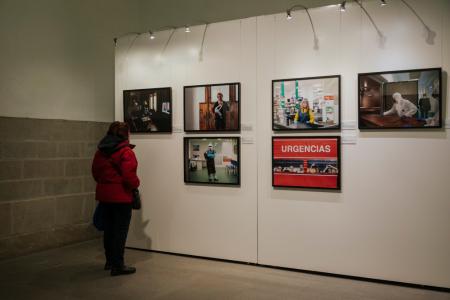 Imagen: Exposición del fotógrafo Álvaro Calvo en el Espacio Pirineos de Graus. Fotografía: Nuria Turmo