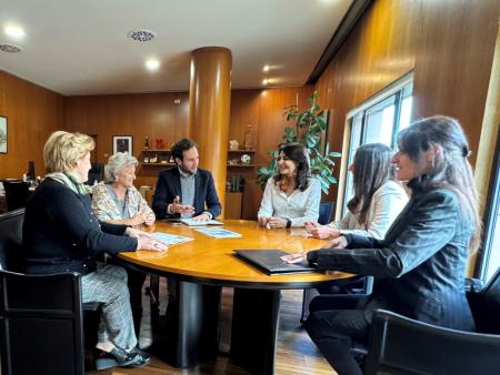 Imagen: Momento de la reunión Afammer DPH