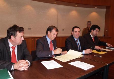 La Diputación y el Gobierno de Aragón sellan un acuerdo para la mejora...