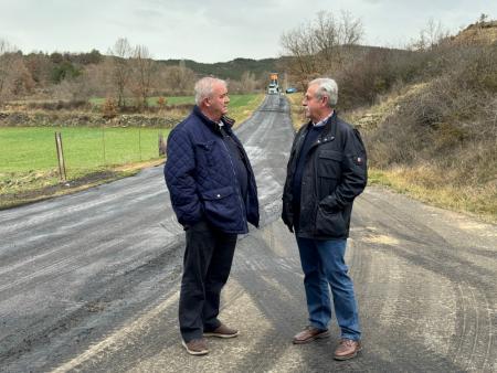 La DPH invierte casi un millón de euros en la mejora de la carretera que...