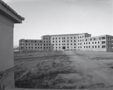 Construcción del Hospital, ca. 1935. Fondo José Oltra