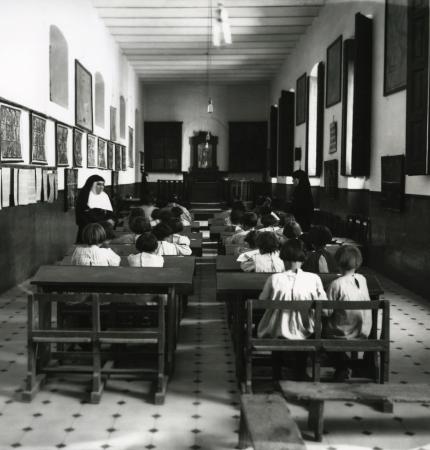 Aula de las Residencias, ca. 1925. Fondo Martín Luesma