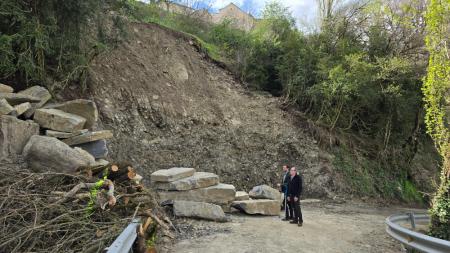 Imagen: Claver y Cebollero visitan las obras del acceso a Arguisal