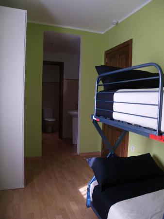 Imagen: Albergue_YebradeBasa.jpg