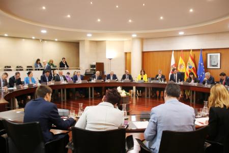 Alcaldes de toda la provincia acogen con ilusión el nuevo Plan de...
