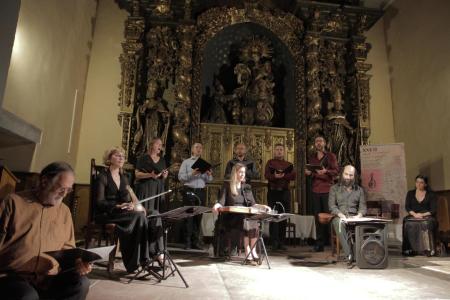 Una mezcla única de tradiciones musicales orientales y occidentales