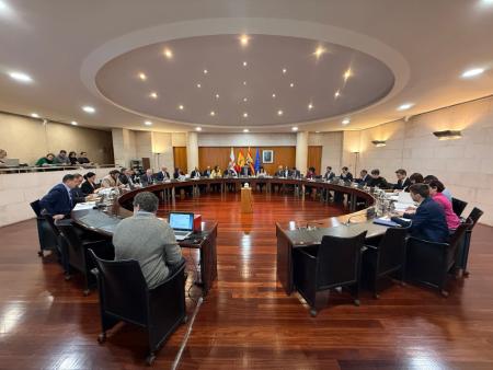 El pleno de la DPH aprueba el Plan de Obras de 2025: 20 millones de euros para mejorar la vida de los altoaragoneses
