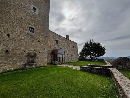 Jardines del Museo de Dibujo Julio Gavín. Castillo de Larrés. Sabiñánigo