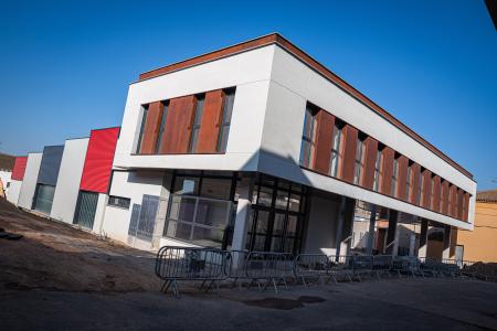 Imagen UN EDIFICIO MODERNO Y VERSÁTIL AL SERVICIO DE ALTORRICÓN
