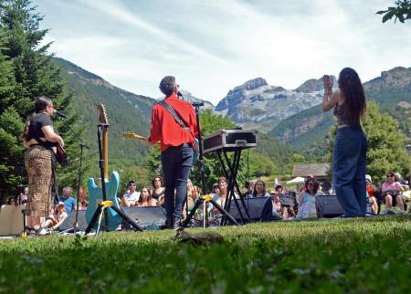 La Jacetania se despide del SoNna Huesca a ritmo de cumbia