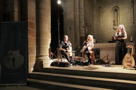 Bajo la dirección de Carles Magraner, Capella de Ministrers abrió en...