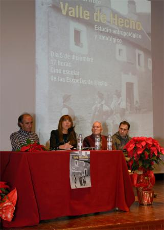 Imagen: Imagen del momento de la presentación. SERGIO PADURA.