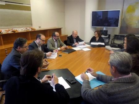 Imagen: Imagen de la reunión de la Comisión de Desarrollo Territorial y Medio Natural.