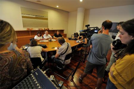 Imagen: Miguel Gracia ha ofrecido al Ayuntamiento la ayuda técnica y económica de la administración provincial.