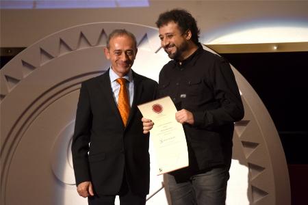 Foto de familia de todos los premiados de la gala de los XVIII Félix de Azara. Fotos: J. BLASCO.