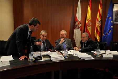 Imagen: Imagen del Pleno del mes de marzo, donde se aprobó de manera inicial este plan. P. OTÍN.