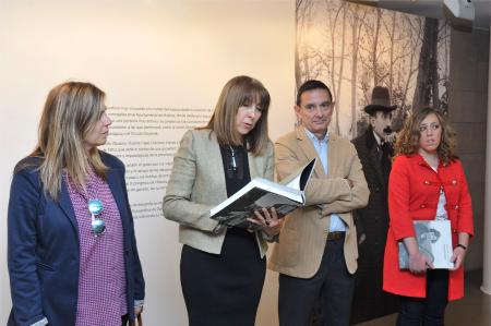 Fotografías: Inauguración de la exposcición 'Más allá de la afición:...