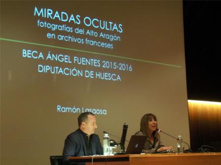 Imagen: Ramón Lasaosa y Berta Fernández durante la conferencia de presentación del proyecto.