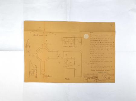 Croquis B-8 de la Jefatura de Ingenieros del V Cuerpo de Ejército de planta, alzada y secciones de asentamiento para ametralladora antiaérea de 20 mm. 4 abril 1946. España. Ministerio de Defensa. AGMAV,M.1972,11