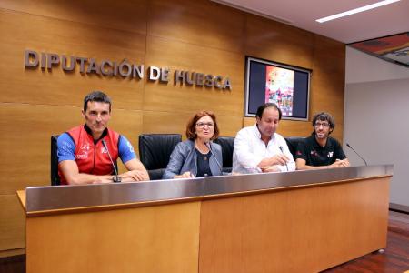 Imagen: Momento de la presentación de la Ultra Trail Guara Somontano