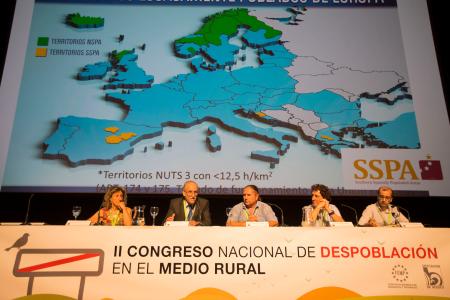 Imagen: 031_Congreso_Despoblación_Huesca_FotoJavierBroto.jpg